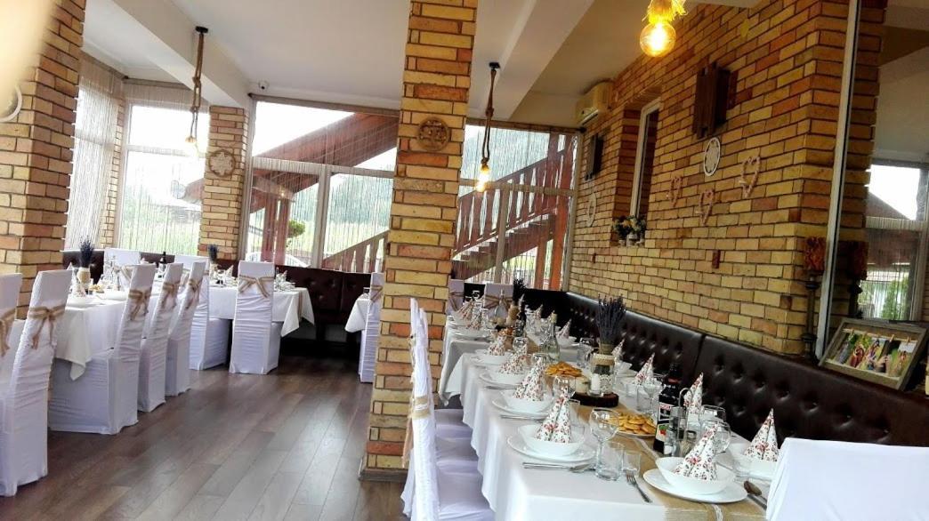 Olimpia Villa Tibod Exteriör bild