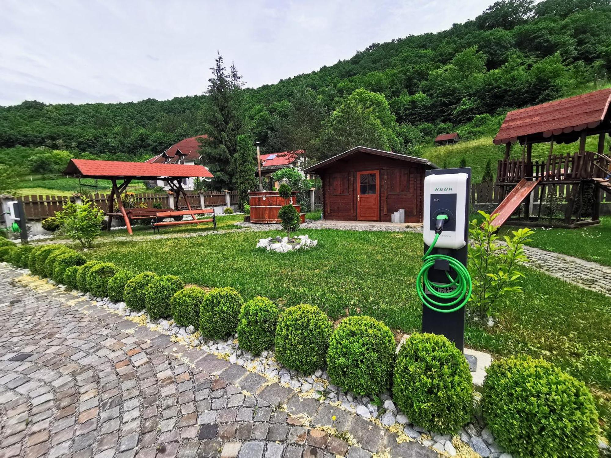Olimpia Villa Tibod Exteriör bild