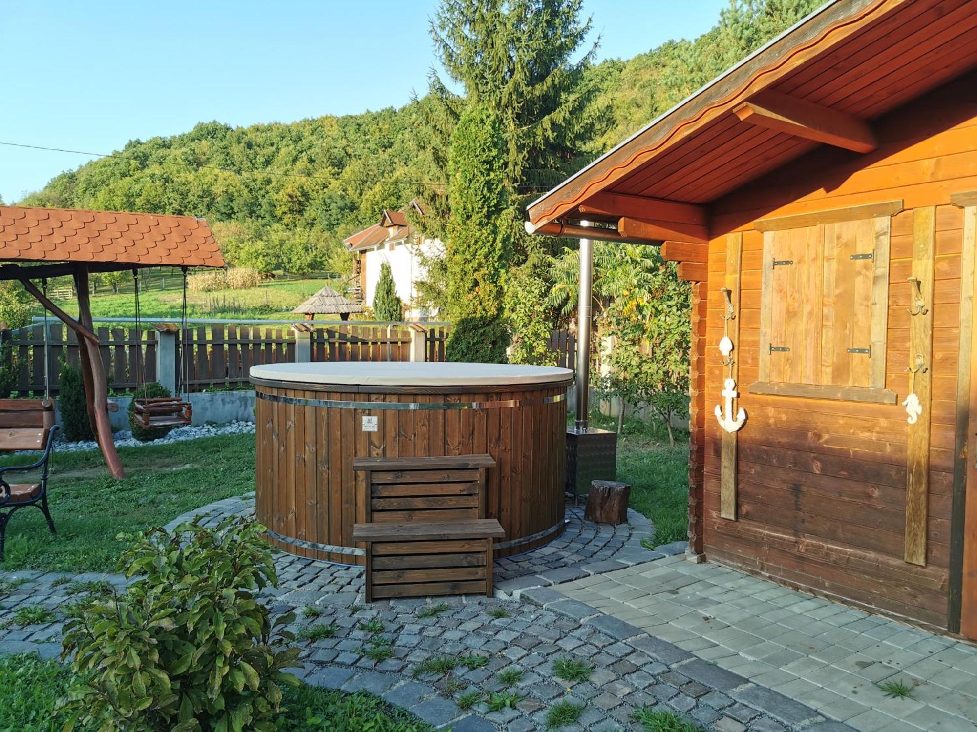 Olimpia Villa Tibod Exteriör bild