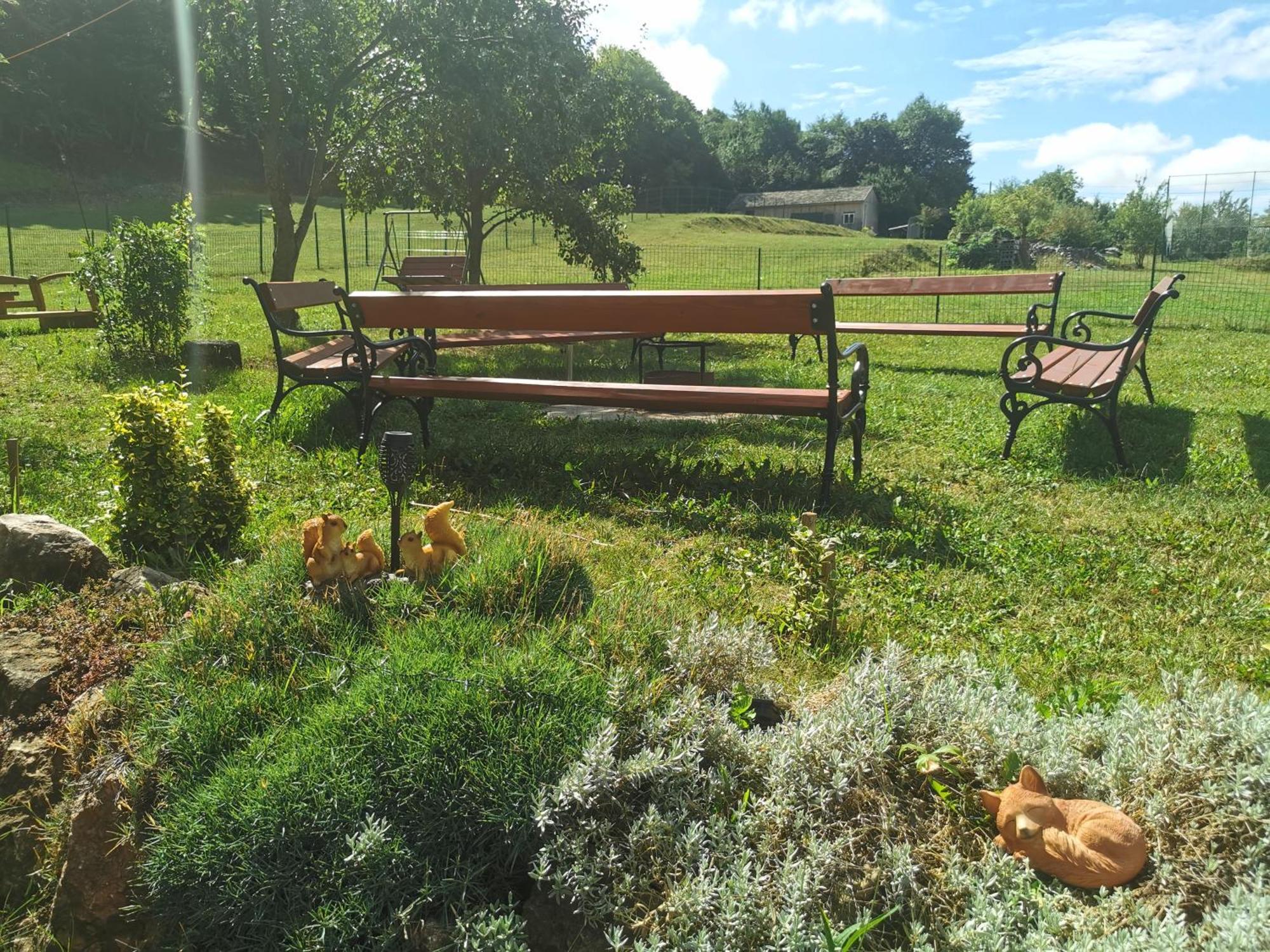 Olimpia Villa Tibod Exteriör bild